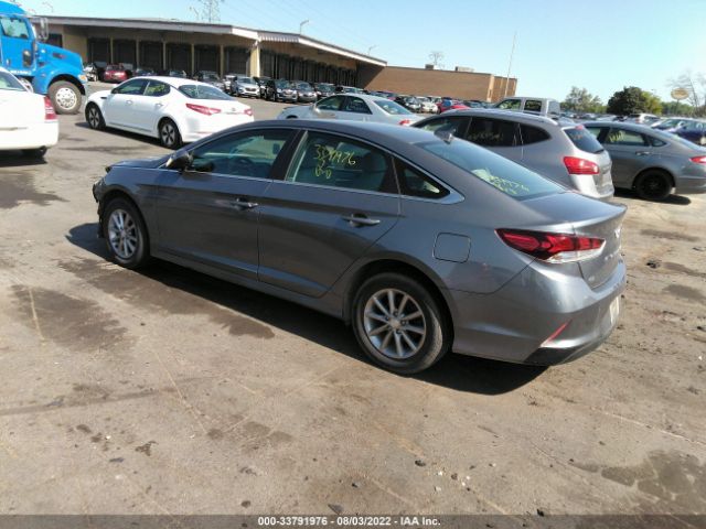 Photo 2 VIN: 5NPE24AF3KH758415 - HYUNDAI SONATA 