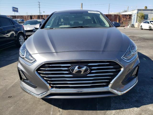 Photo 4 VIN: 5NPE24AF3KH764957 - HYUNDAI SONATA SE 