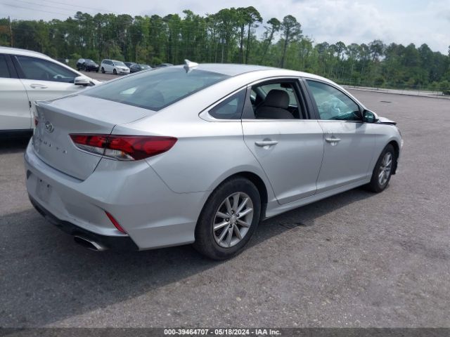 Photo 3 VIN: 5NPE24AF3KH766708 - HYUNDAI SONATA 