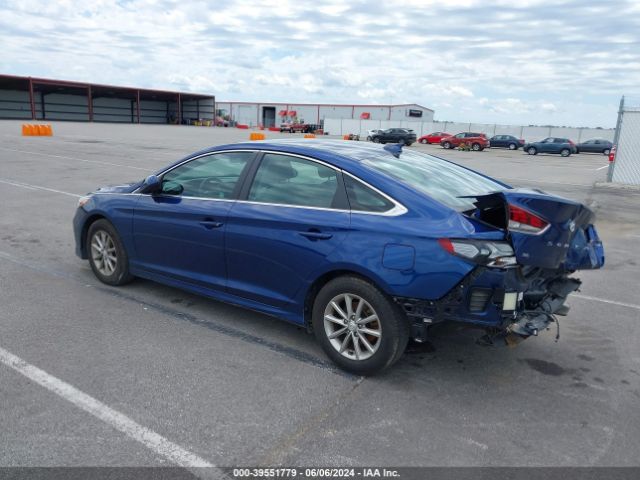 Photo 2 VIN: 5NPE24AF3KH768765 - HYUNDAI SONATA 