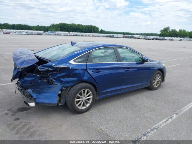 Photo 3 VIN: 5NPE24AF3KH768765 - HYUNDAI SONATA 