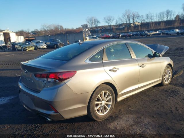 Photo 3 VIN: 5NPE24AF3KH769236 - HYUNDAI SONATA 