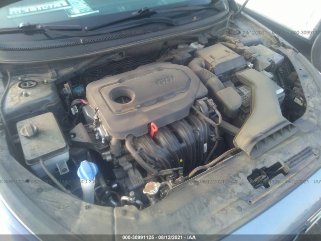 Photo 9 VIN: 5NPE24AF3KH778888 - HYUNDAI SONATA 