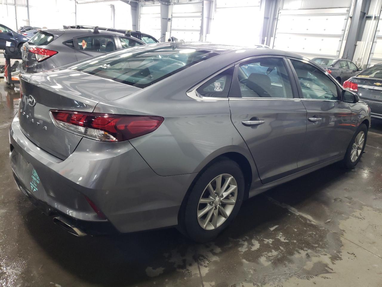 Photo 2 VIN: 5NPE24AF3KH786019 - HYUNDAI SONATA 