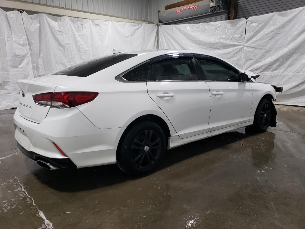 Photo 2 VIN: 5NPE24AF3KH789910 - HYUNDAI SONATA 