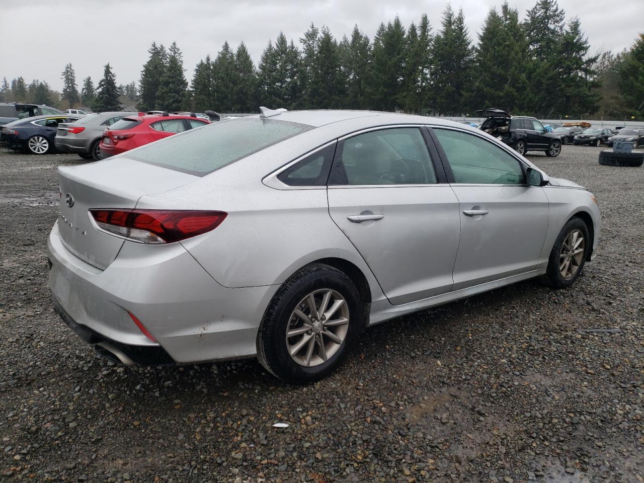 Photo 2 VIN: 5NPE24AF3KH791804 - HYUNDAI SONATA 