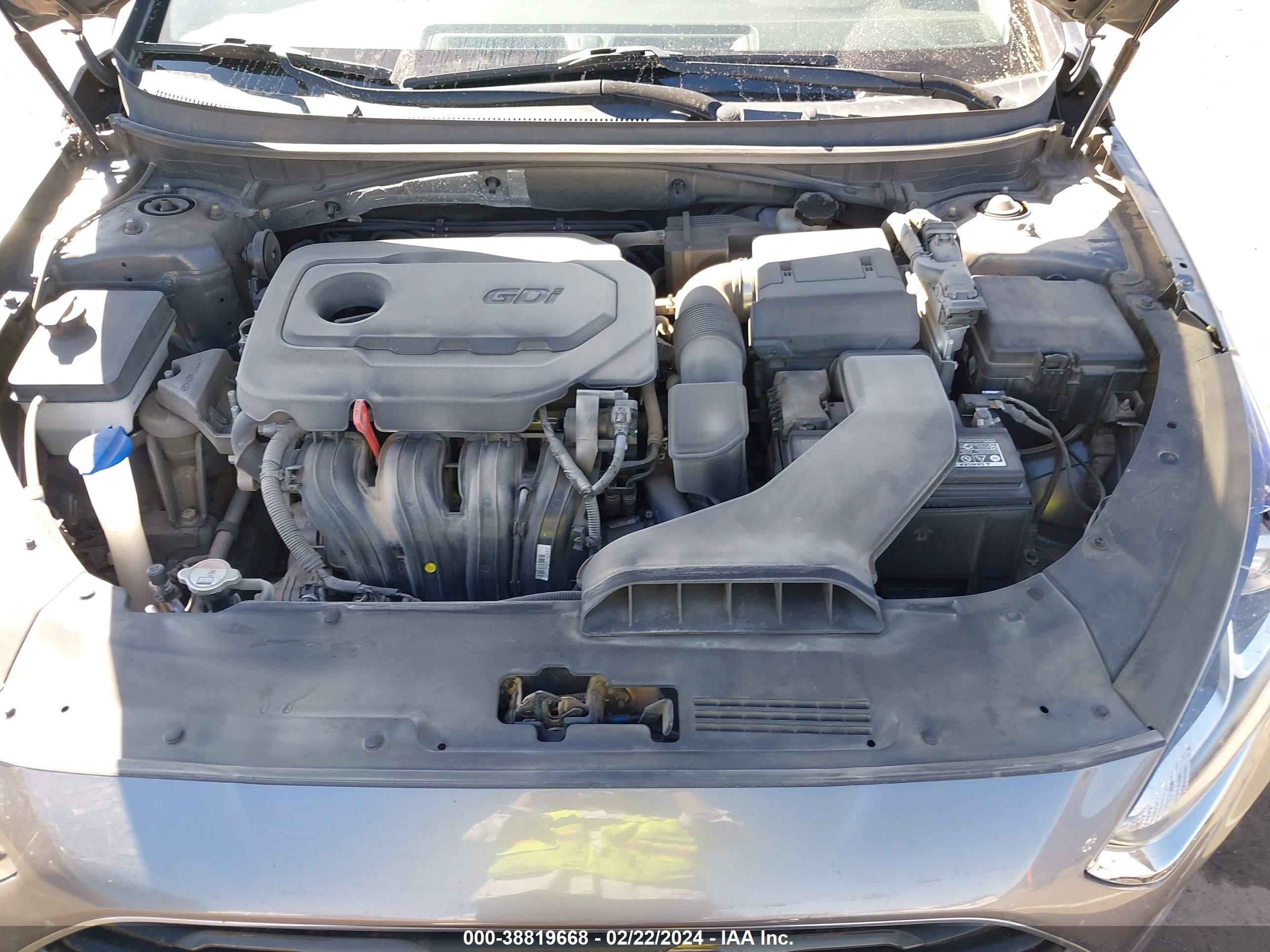 Photo 9 VIN: 5NPE24AF3KH794718 - HYUNDAI SONATA 