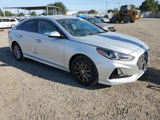 Photo 3 VIN: 5NPE24AF3KH819293 - HYUNDAI SONATA SE 