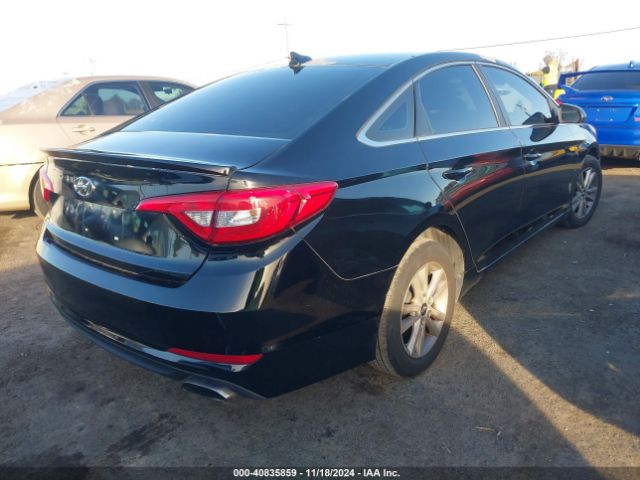 Photo 3 VIN: 5NPE24AF4FH002887 - HYUNDAI SONATA 