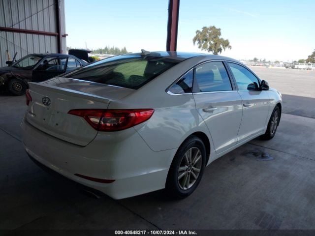 Photo 3 VIN: 5NPE24AF4FH004798 - HYUNDAI SONATA 