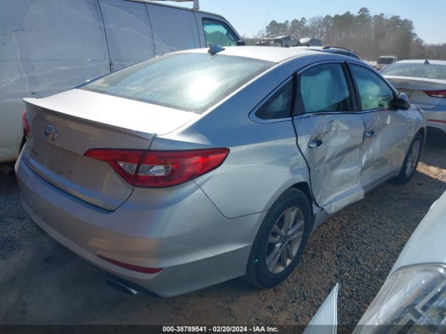 Photo 3 VIN: 5NPE24AF4FH011301 - HYUNDAI SONATA 