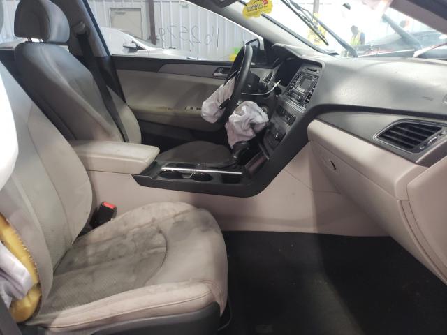 Photo 4 VIN: 5NPE24AF4FH031306 - HYUNDAI SONATA SE 