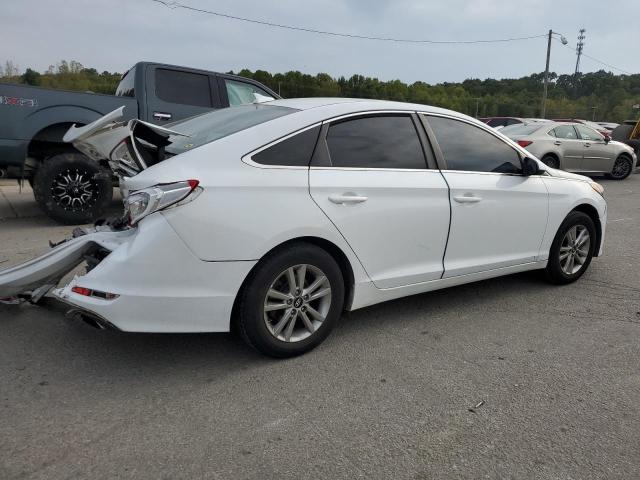 Photo 2 VIN: 5NPE24AF4FH031385 - HYUNDAI SONATA 