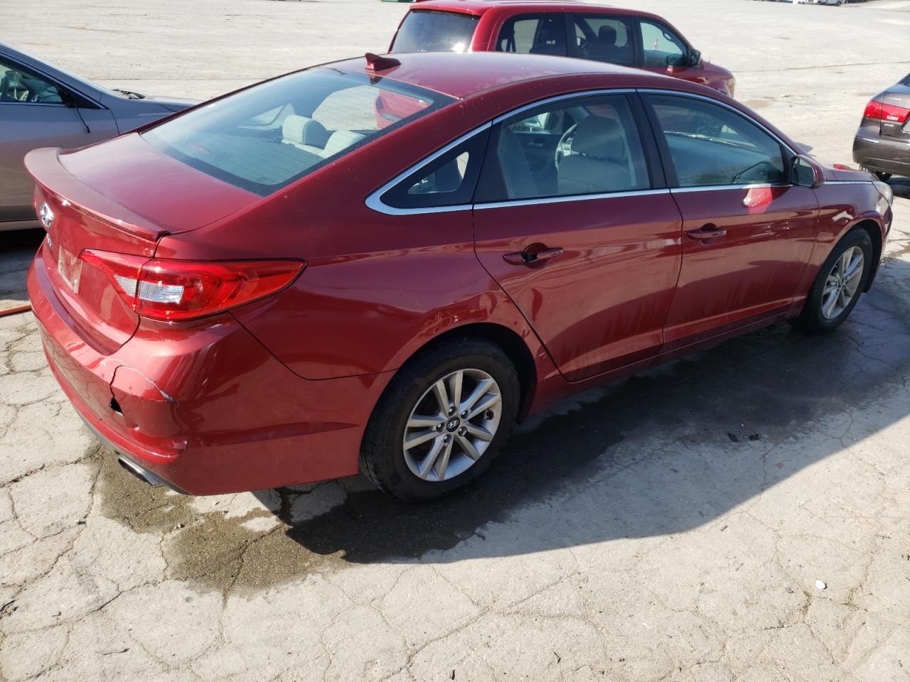 Photo 2 VIN: 5NPE24AF4FH037932 - HYUNDAI SONATA 