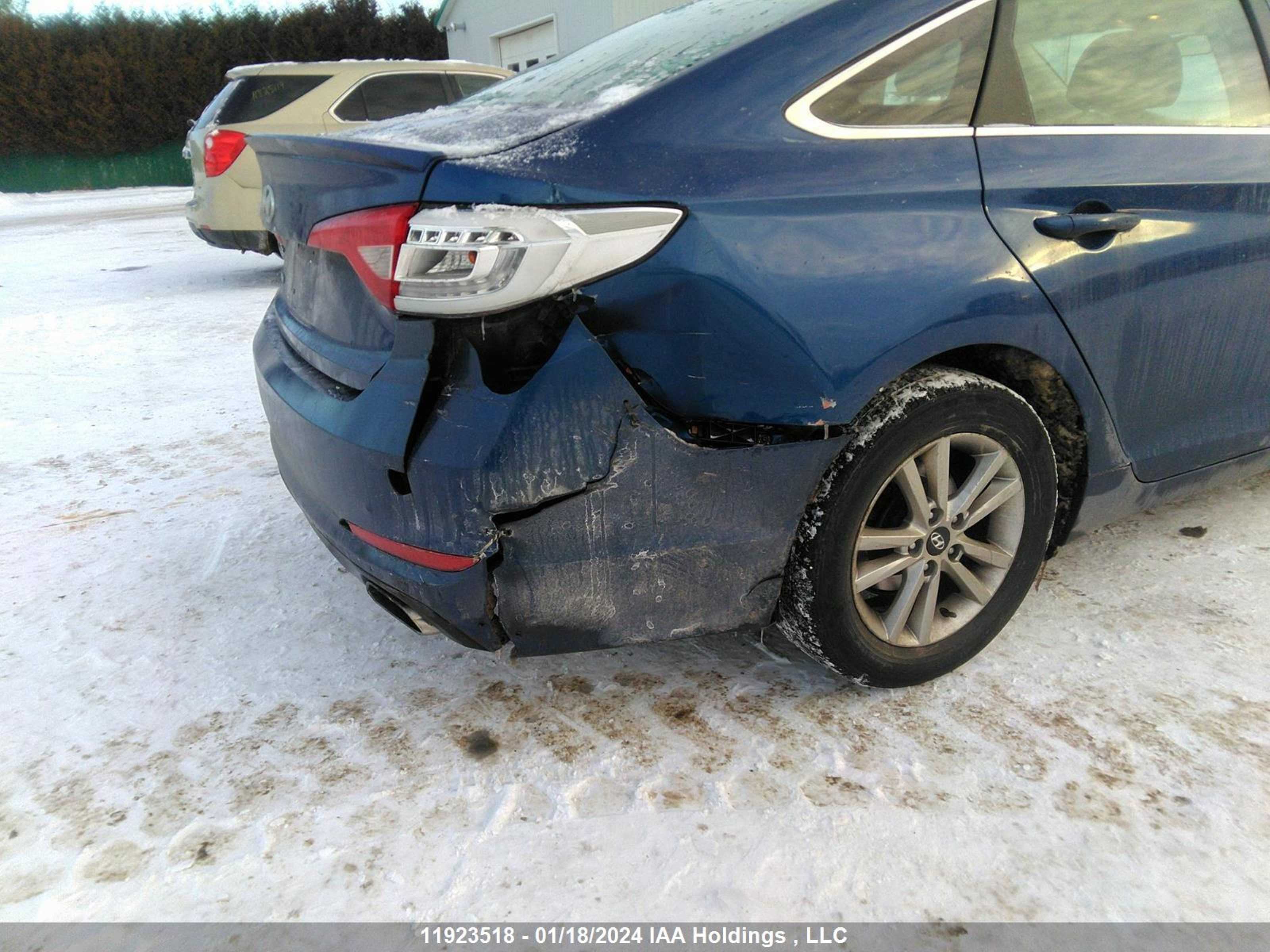 Photo 5 VIN: 5NPE24AF4FH049904 - HYUNDAI SONATA 