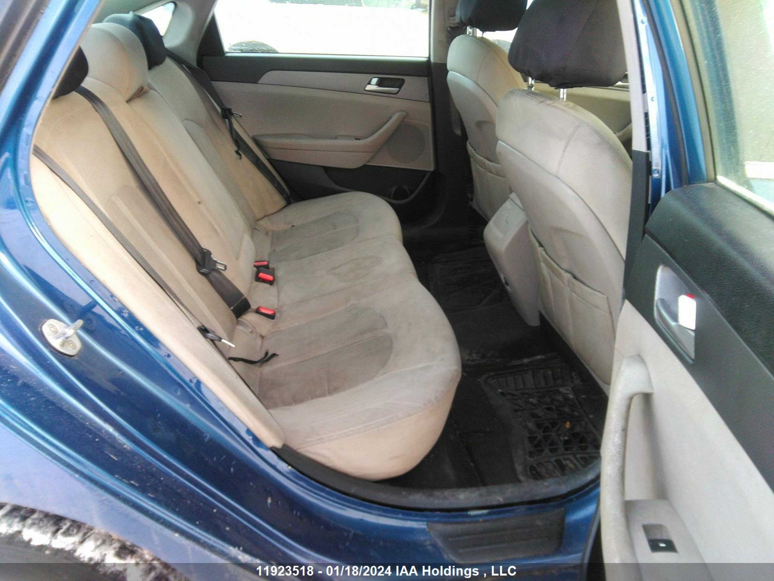 Photo 7 VIN: 5NPE24AF4FH049904 - HYUNDAI SONATA 