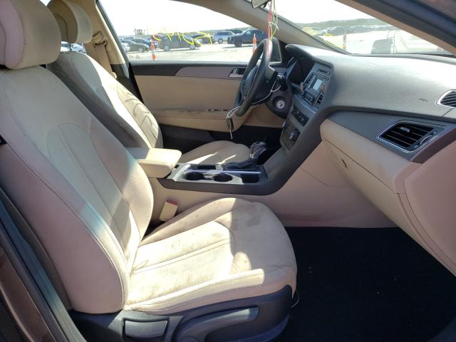 Photo 4 VIN: 5NPE24AF4FH070686 - HYUNDAI SONATA SE 