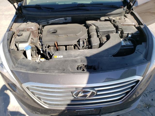 Photo 6 VIN: 5NPE24AF4FH070686 - HYUNDAI SONATA SE 