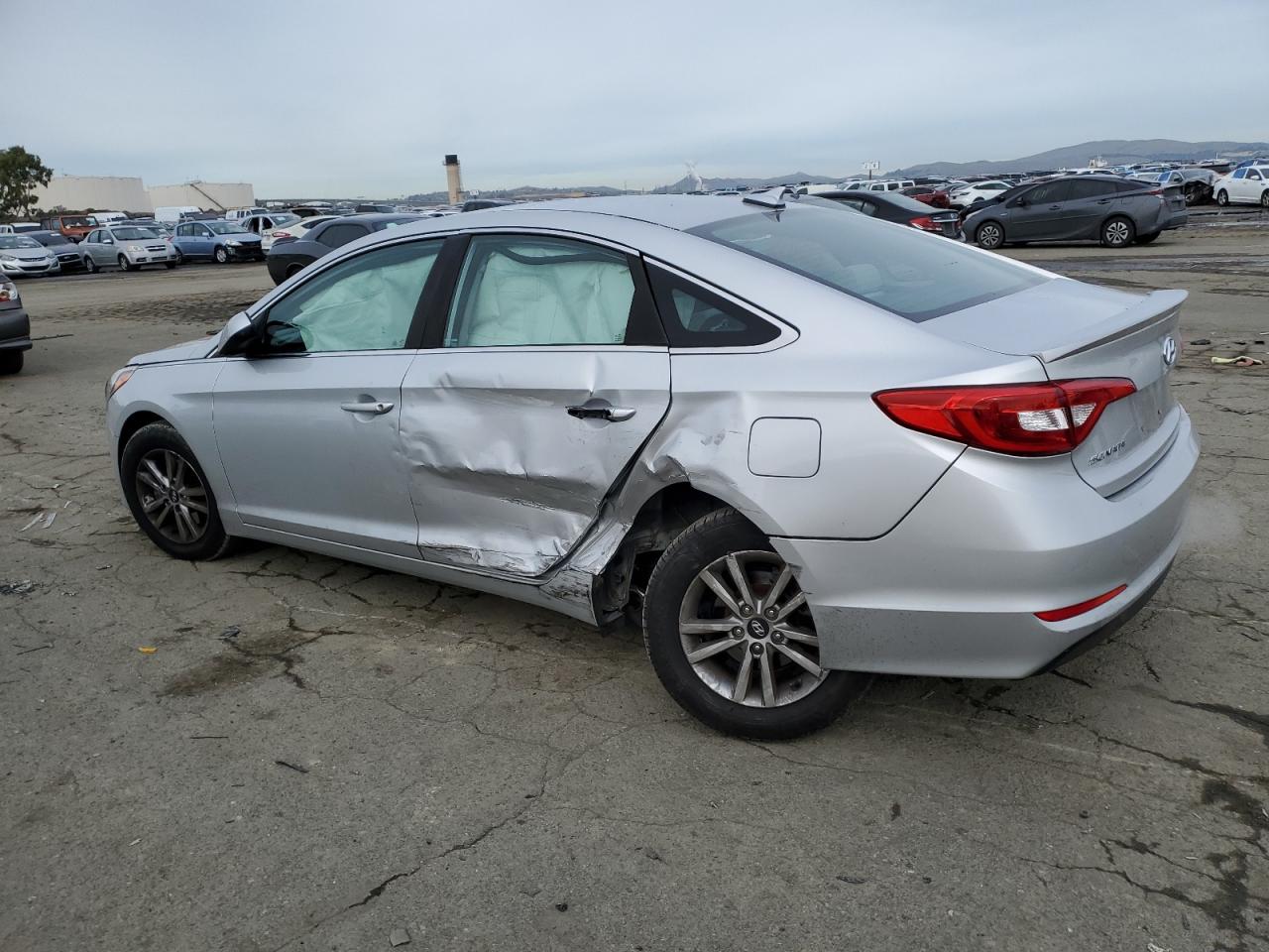 Photo 1 VIN: 5NPE24AF4FH118249 - HYUNDAI SONATA 