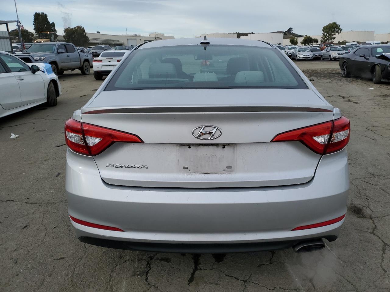 Photo 5 VIN: 5NPE24AF4FH118249 - HYUNDAI SONATA 