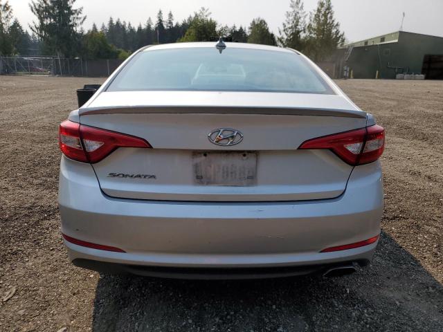 Photo 5 VIN: 5NPE24AF4FH138971 - HYUNDAI SONATA SE 