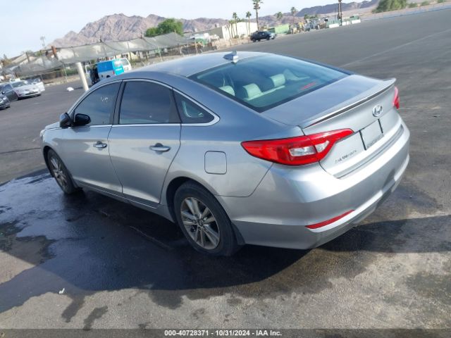 Photo 2 VIN: 5NPE24AF4FH178967 - HYUNDAI SONATA 