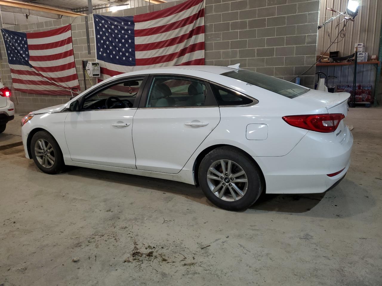 Photo 1 VIN: 5NPE24AF4FH184638 - HYUNDAI SONATA 