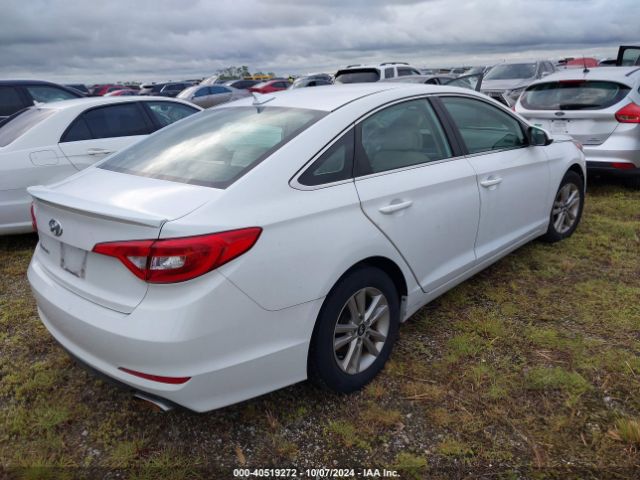 Photo 3 VIN: 5NPE24AF4FH186387 - HYUNDAI SONATA 