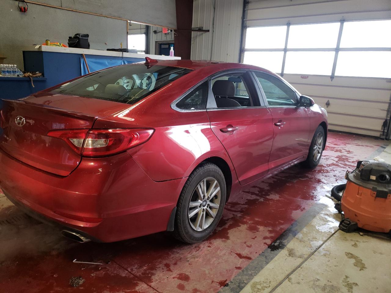 Photo 2 VIN: 5NPE24AF4FH187961 - HYUNDAI SONATA SE 