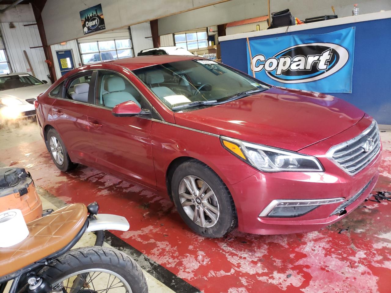 Photo 3 VIN: 5NPE24AF4FH187961 - HYUNDAI SONATA SE 