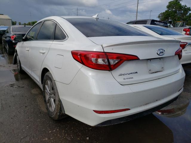 Photo 2 VIN: 5NPE24AF4FH197650 - HYUNDAI SONATA SE 