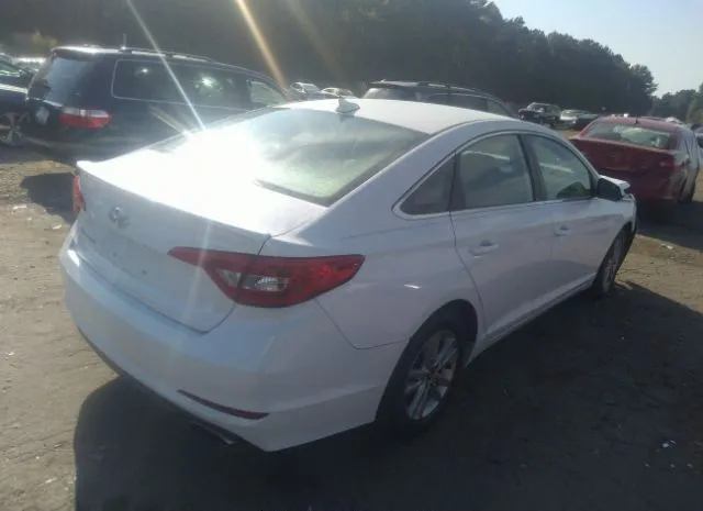 Photo 3 VIN: 5NPE24AF4FH204516 - HYUNDAI SONATA 