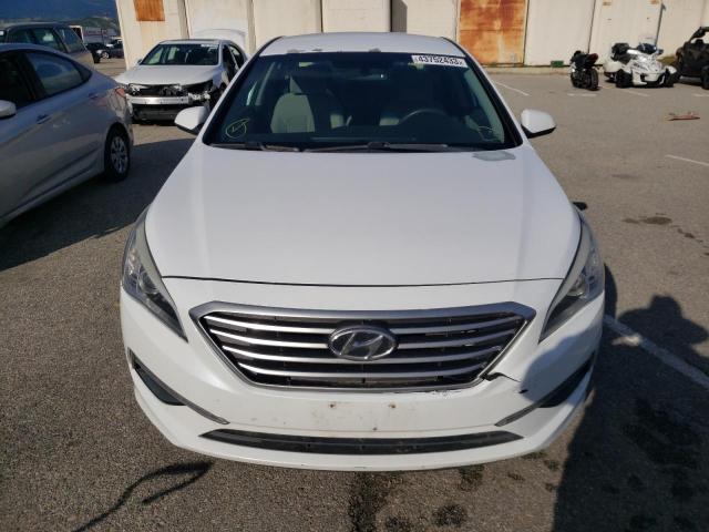 Photo 4 VIN: 5NPE24AF4FH218240 - HYUNDAI SONATA SE 