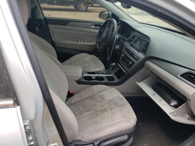 Photo 4 VIN: 5NPE24AF4FH225950 - HYUNDAI SONATA SE 