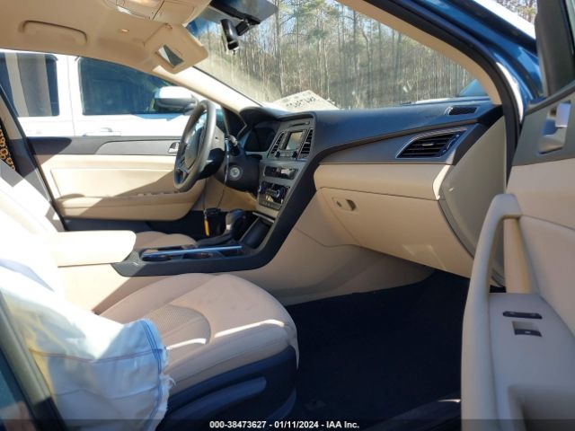 Photo 4 VIN: 5NPE24AF4FH235040 - HYUNDAI SONATA 