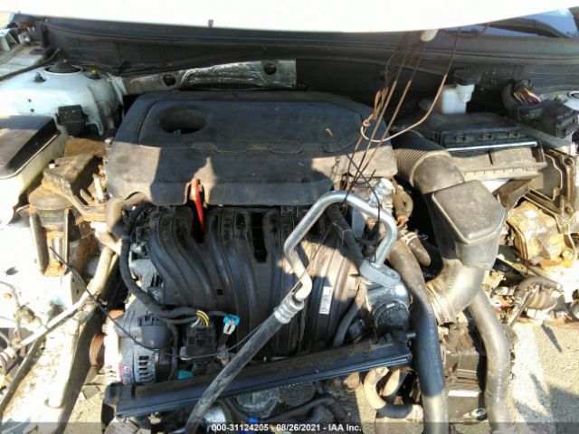 Photo 9 VIN: 5NPE24AF4GH270131 - HYUNDAI SONATA 