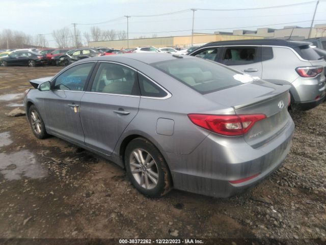 Photo 2 VIN: 5NPE24AF4GH271215 - HYUNDAI SONATA 