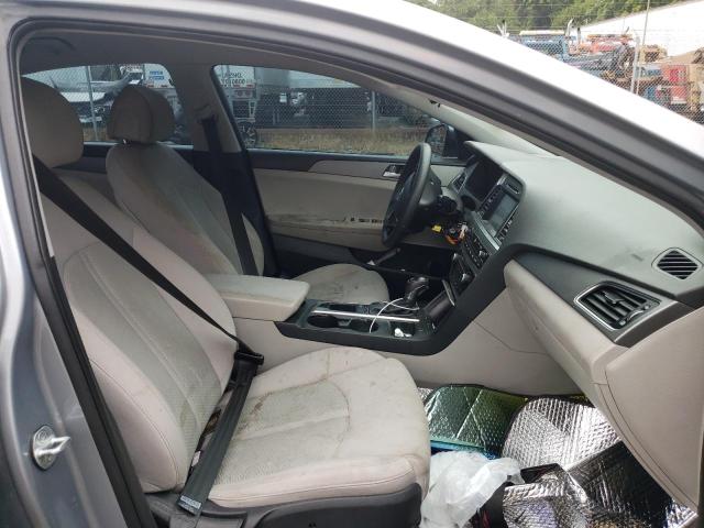 Photo 4 VIN: 5NPE24AF4GH297443 - HYUNDAI SONATA SE 