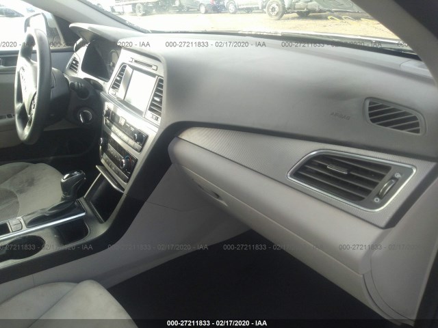 Photo 4 VIN: 5NPE24AF4GH302916 - HYUNDAI SONATA 