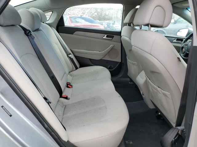 Photo 9 VIN: 5NPE24AF4GH316220 - HYUNDAI SONATA SE 