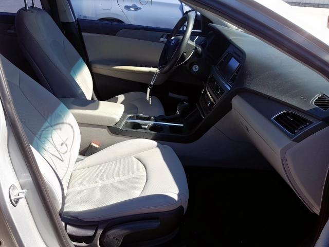 Photo 4 VIN: 5NPE24AF4GH316430 - HYUNDAI SONATA SE 