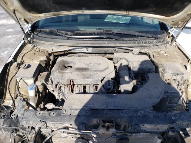 Photo 6 VIN: 5NPE24AF4GH317688 - HYUNDAI SONATA SE 