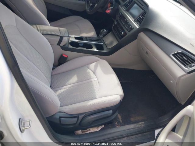 Photo 4 VIN: 5NPE24AF4GH318629 - HYUNDAI SONATA 