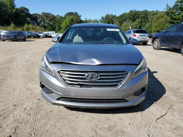 Photo 4 VIN: 5NPE24AF4GH319313 - HYUNDAI SONATA SE 