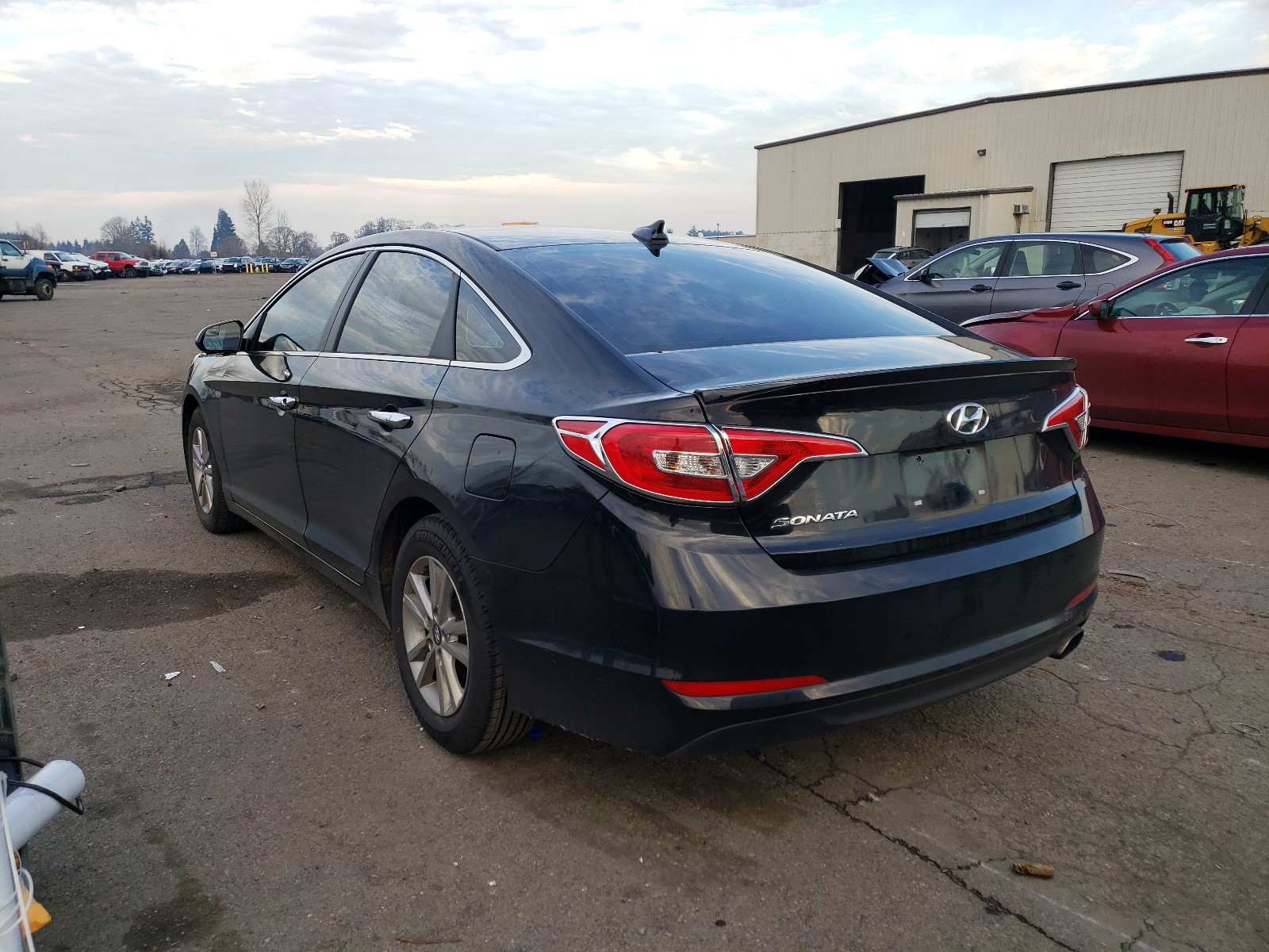 Photo 2 VIN: 5NPE24AF4GH326021 - HYUNDAI SONATA SE 