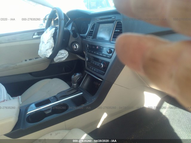 Photo 4 VIN: 5NPE24AF4GH328125 - HYUNDAI SONATA 