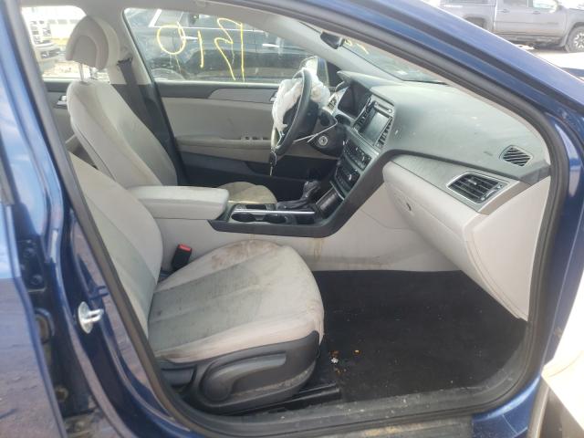 Photo 4 VIN: 5NPE24AF4GH330473 - HYUNDAI SONATA SE 