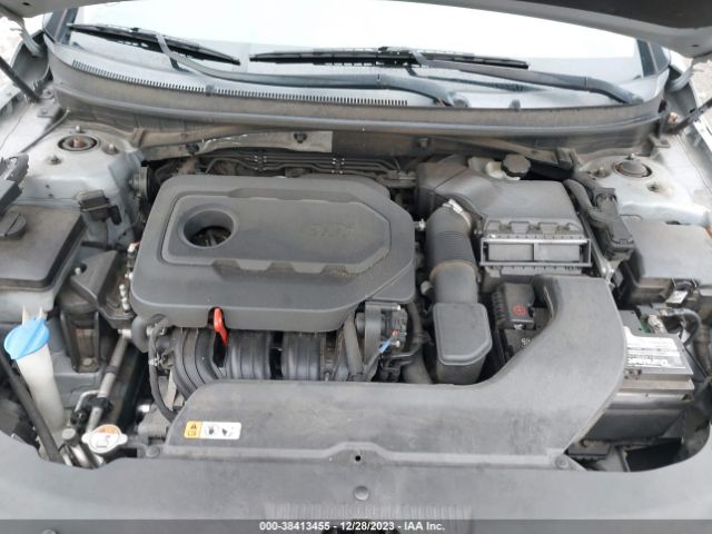 Photo 9 VIN: 5NPE24AF4GH344888 - HYUNDAI SONATA 