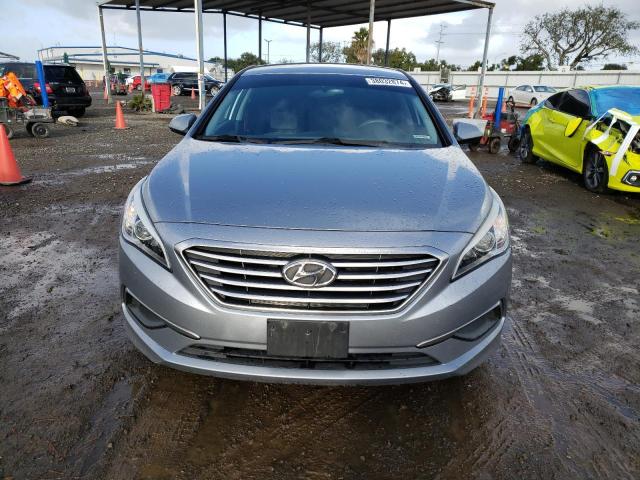 Photo 4 VIN: 5NPE24AF4GH346172 - HYUNDAI SONATA 