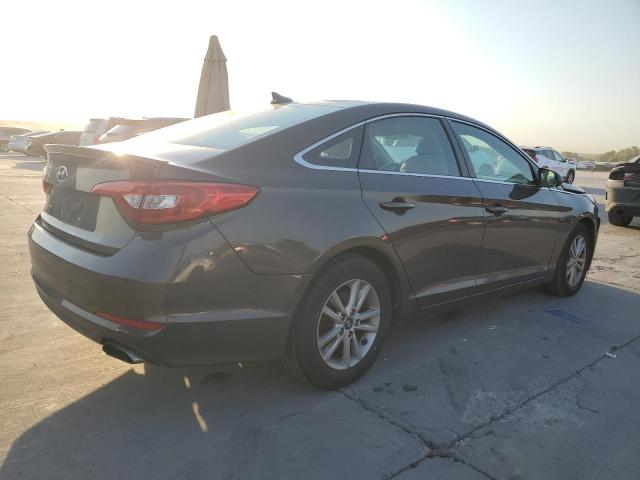 Photo 2 VIN: 5NPE24AF4GH348911 - HYUNDAI SONATA SE 